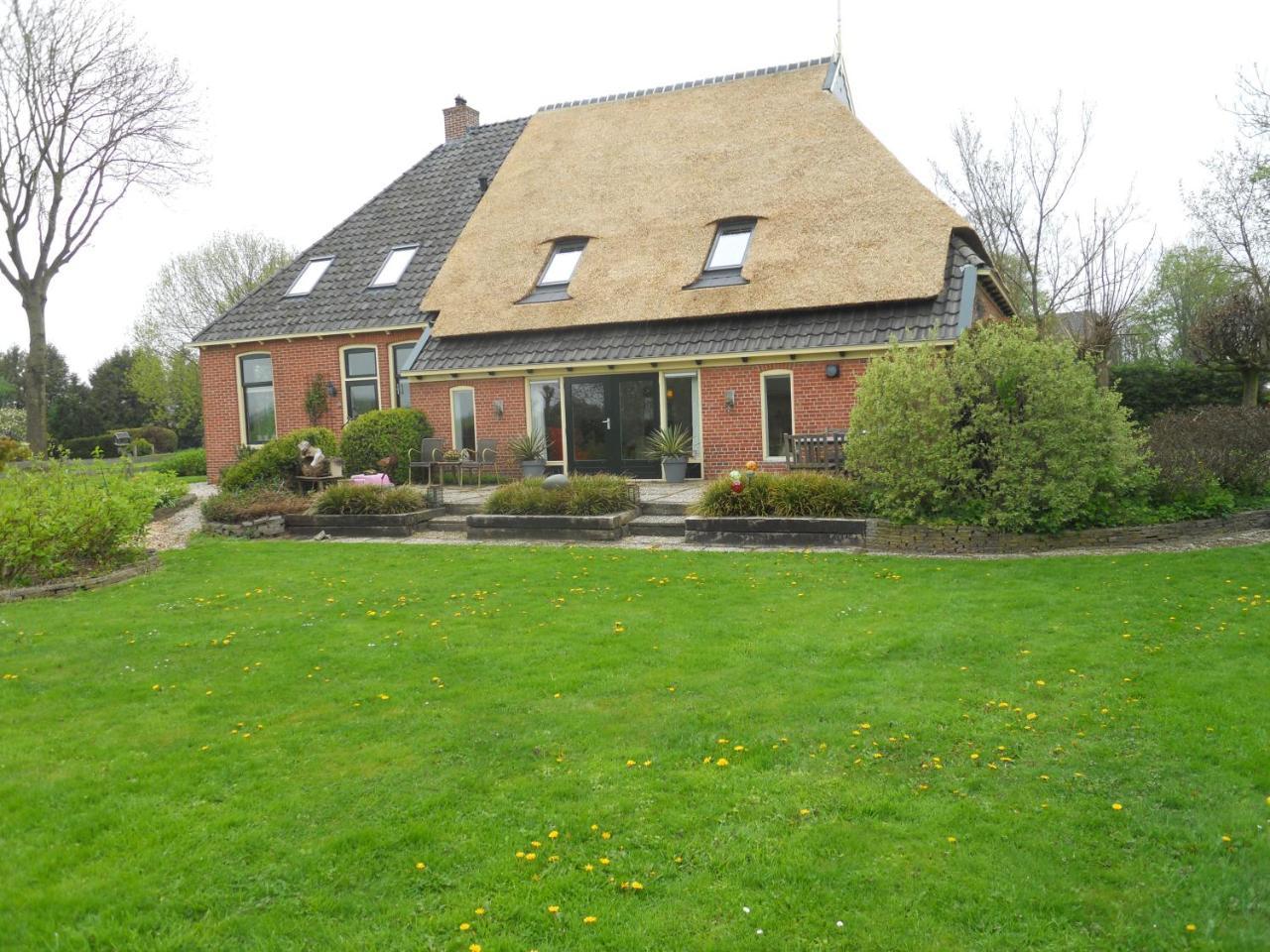 Birdaard Rest En Romte B&B 외부 사진